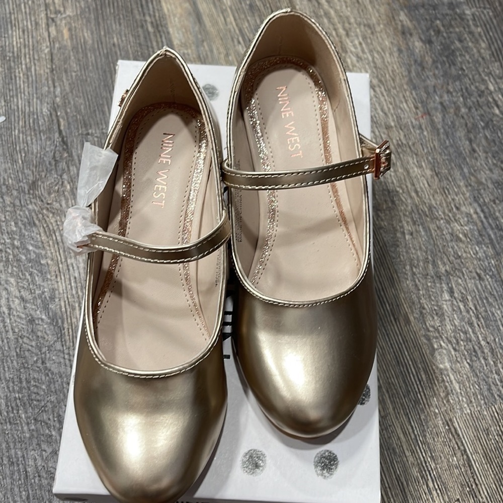 Nine West girls shoes - Picture 2 of 13